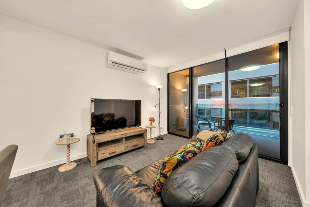 2 Bedrooms In Adelaide Cbd With Balcony Exterior foto